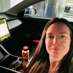 Meet your Posher, Annie